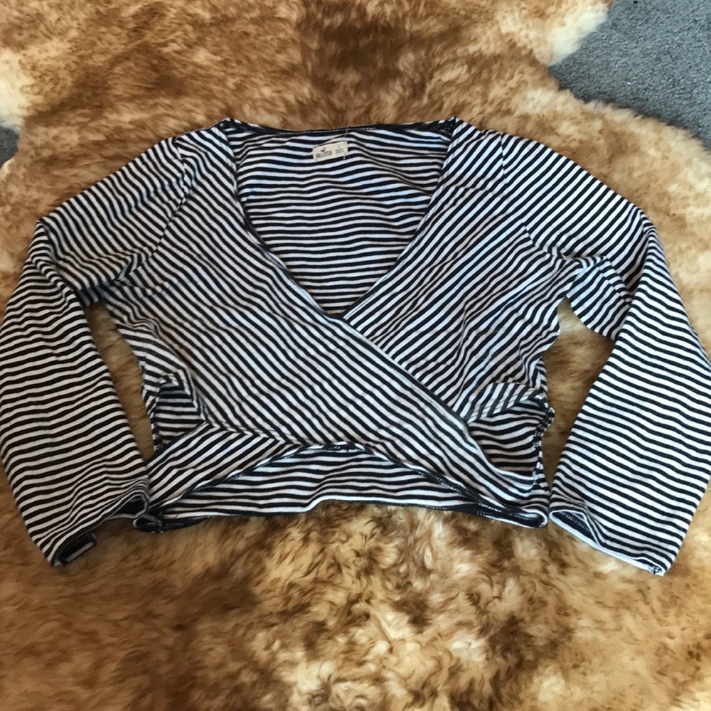 Hollister Mid Sleeve Crop Top with Cutouts